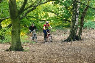 Dueling it out in duxbry forest Extremist-Racing